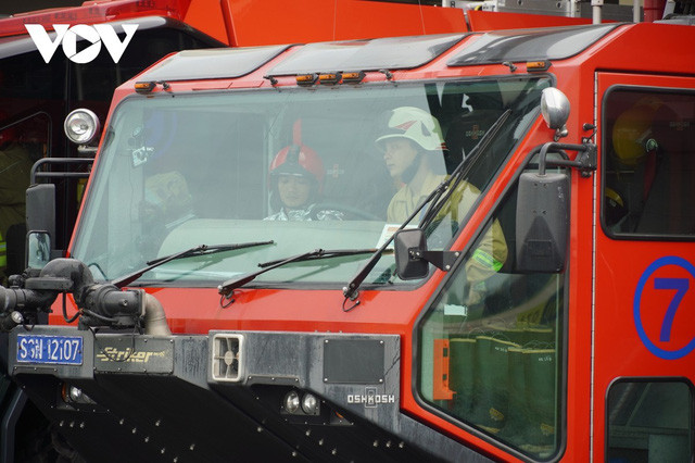 Đội chữa cháy khẩn nguy Tân Sơn Nhất còn được trang bị nhiều loại xe đặc chủng khác, như: TITAN P300 và ACTROSS...