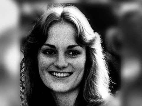Patty Hearst (tên đầy đủ Patricia Campbell Hearst) là nạn nhân trong vụ bắt cóc con tin chấn động nước Mỹ năm 1974. Vụ việc này trở thành tâm điểm của các nhà điều tra cũng như dư luận bởi nhiều tình tiết kỳ lạ.