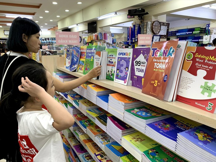 Tài liệu chỉnh sửa, bổ sung SGK tiếng Việt lớp 1: Sẽ phát hành miễn phí Tai lieu chinh sua, bo sung SGK tieng Viet lop 1: Se phat hanh mien phi