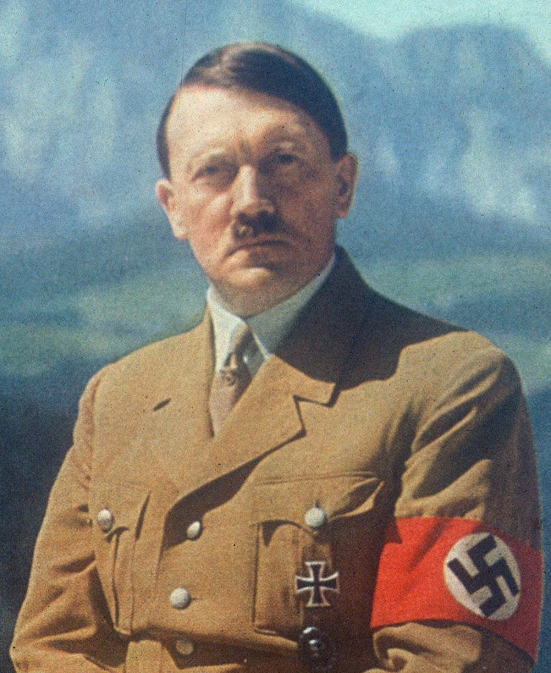 Do tác dụng phụ của thuốc mà nhiều lúc Hitler thay đổi tâm trạng đột ngột và có những hành động kỳ quặc trước mặt các quan chức và tướng sĩ Đức quốc xã.