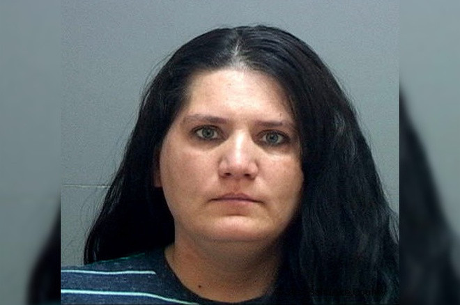 Một trường hợp nổi tiếng là Nannette Louise Perkins. Vào năm 2017, Perkins, 40 tuổi, bị cảnh sát ở quận Salt Lake City, Utah, Mỹ bắt giữ vì tội cướp ngân hàng.