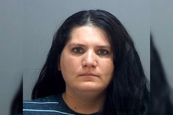 Một trường hợp nổi tiếng là Nannette Louise Perkins. Vào năm 2017, Perkins, 40 tuổi, bị cảnh sát ở quận Salt Lake City, Utah, Mỹ bắt giữ vì tội cướp ngân hàng.