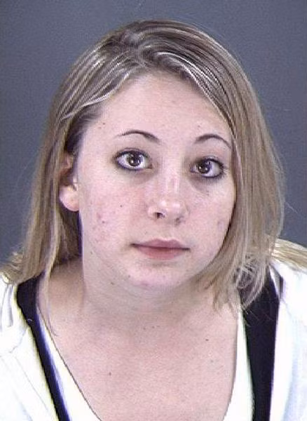 Hai ngày sau khi gây án, Heather Johnston và Ashley Miller bị cảnh sát bắt giữ.