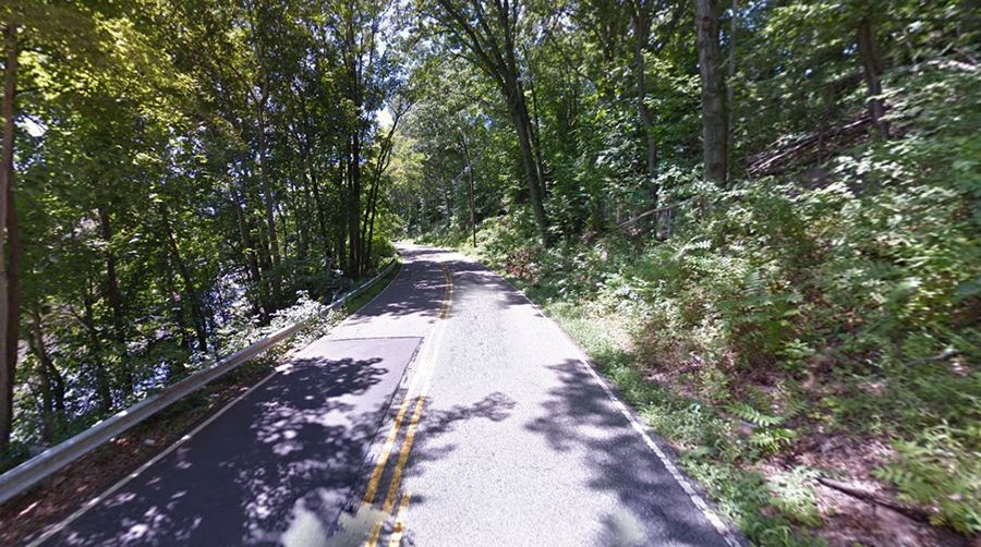 Nằm ở thị trấn Totowa, bang New Jersey, đường Annie được đặt tên theo tên của một người bị xe tải đâm vào những năm 1960.