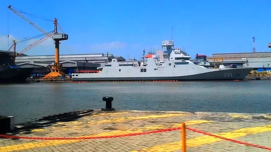 Tàu hộ vệ tàng hình Sigma 10514 có lượng giãn nước khoảng 2.400 tấn, dài 105m, thủy thủ đoàn 120 người.