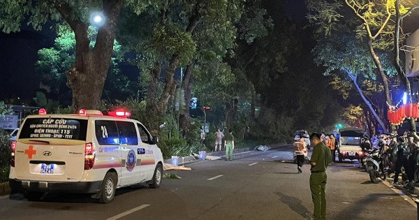 Lúc này, Kiều Đức Giang (là đối tượng cầm đầu nhóm "Trẻ Giải Phóng") cũng tập hợp được 20 người đi trên 10 xe máy mang theo tuýp sắt gắn dao phóng lợn tập trung tại khu vực Giải Phóng, Trường Chinh tìm nhóm "Toàn Bi Xôi" để đánh nhau. Khoảng 1h ngày 12/6/2024, nhóm "Trẻ Giải Phóng" thấy nhóm "Vĩnh Phúc" đi xe máy trên đường, cầm theo dao kiếm, nên đã đuổi theo để đánh nhau. Thấy vậy, "nhóm Vĩnh Phúc" bỏ chạy theo hướng đường Láng - cầu Nhật Tân, đồng thời dùng chai bia thủy tinh ném về phía nhóm "Trẻ Giải Phóng". 