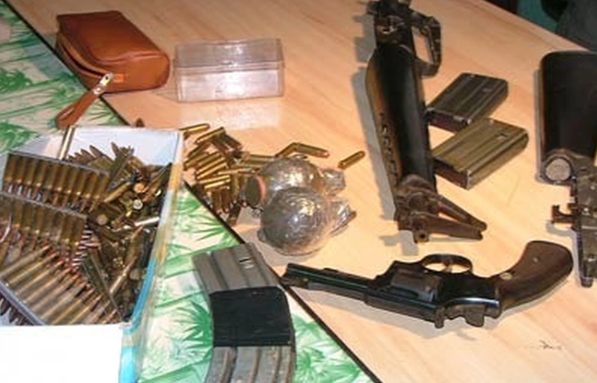 Điều tra cho thấy, Bình “Kiểm” huy động tiền của các bạn tù trước đây rồi lên kế hoạch mua vũ khí quân dụng, tạo dựng hình ảnh đàn em thành các thanh niên cao to, đẹp trai, đi siêu xe, lắm tiền nhiều của tham gia từ thiện và tổ chức sự kiện, mời một số người mẫu, ca sĩ nổi tiếng tham gia sau đó bắt cóc, sử dụng vũ khí đe doạ, cưỡng ép quan hệ tình dục và quay clip chuyển cho đồng bọn tại Mỹ để phát tán trên các trang web khiêu dâm nhằm kiếm tiền. 