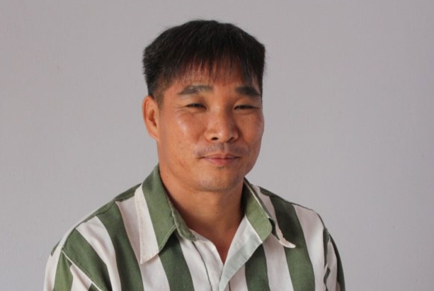 Về kế hoạch này, các đối tượng đã tiến hành gặp gỡ kêu gọi góp tiền đầu tư, phân công nhiệm vụ, dự kiến thời gian, địa điểm... Để thực hiện hành vi phạm tội, thông qua mạng xã hội, Bình "Kiểm" đã liên hệ Nguyễn Tuấn An (1983, Hưng Yên) có 2 tiền án, 3 tiền sự tìm mua súng AK và đạn để chuyển từ nước ngoài về Việt Nam. 