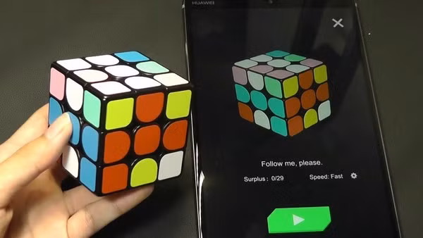 Những món quà công nghệ bố mẹ cần biết để tặng trẻ dịp Giáng sinh - Hình 5 Nhung mon qua cong nghe bo me can biet de tang tre dip Giang sinh-Hinh-5