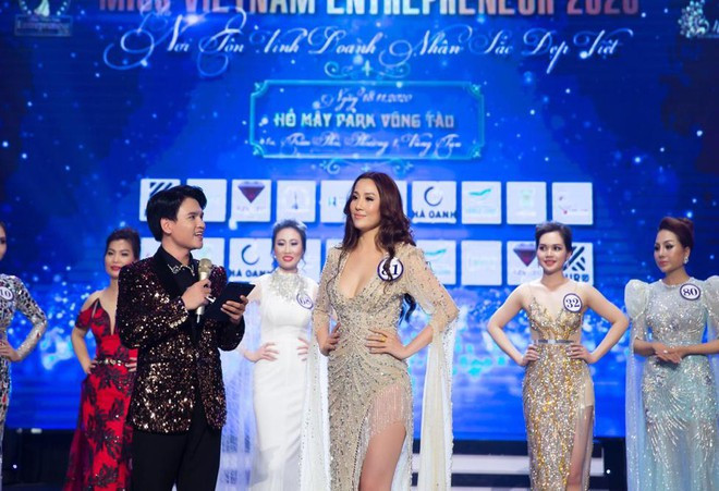 On ao vu thi sinh chi 800 trieu dong thi Hoa hau “to” bi lua dao