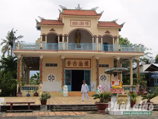 Ngam net dep co kinh cua chua Lien Tri-Hinh-2