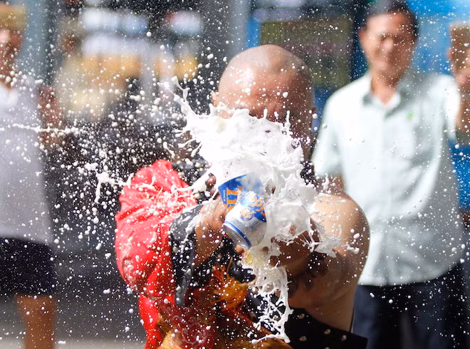 Xem bac thay kung-fu VN xac lap ky luc TG-Hinh-3