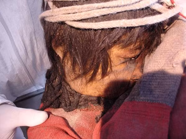 Bi mat ve xac uop 3 dua tre co tuoi tho 500 nam-Hinh-2