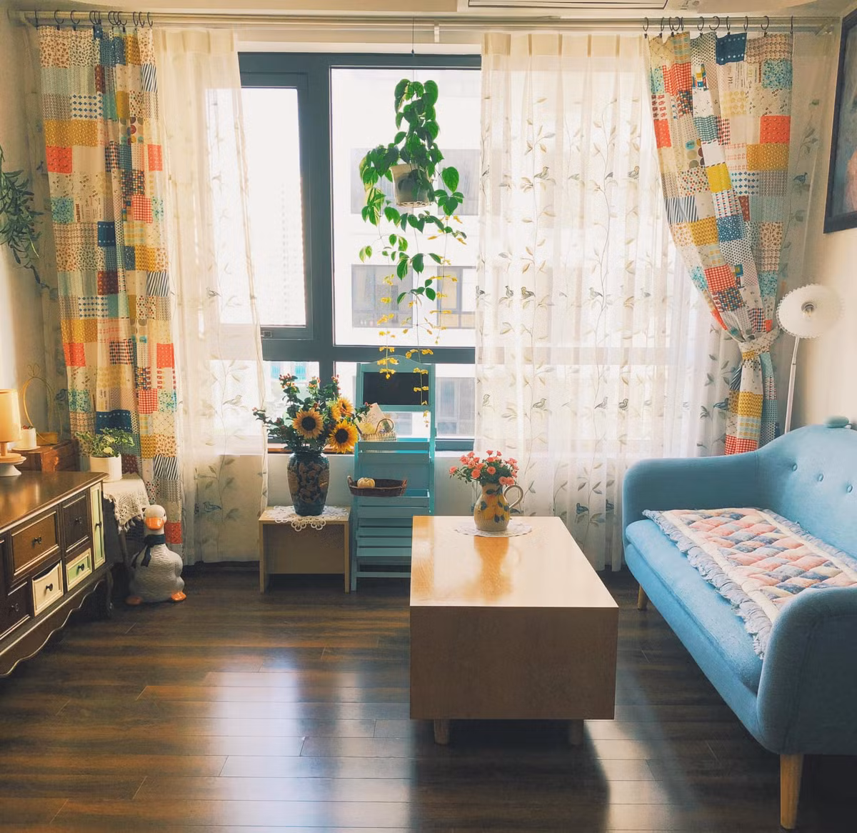 Can ho voi chu de huong sac xuan, khong gian tran ngap sac mau-Hinh-10