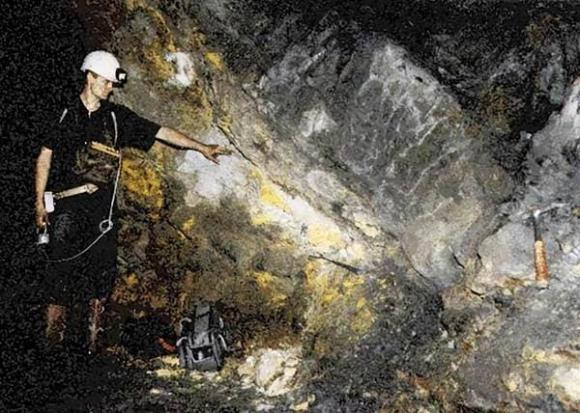 Nếu phỏng đoán này là chính xác, nó sẽ xác minh thêm sự tồn tại của nền văn minh tiền sử. Chúng ta đều biết rằng lò phản ứng hạt nhân đầu tiên trong xã hội hiện đại đã xảy ra vào những năm 1940.