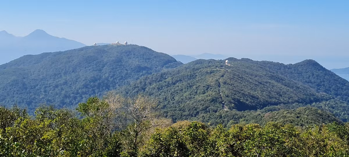 Vượt qua một hành trình thú vị, du khách ngỡ ngàng trước khung cảnh thiên nhiên tuyệt mỹ từ mọi góc nhìn...