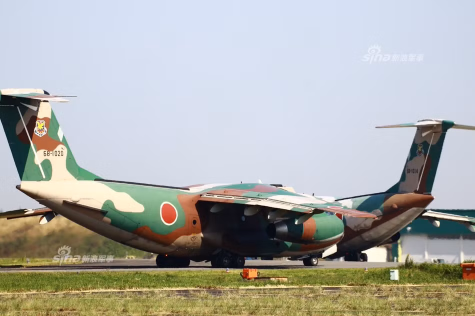 Tốc độ bay tối đa mà C-1 có thể đạt được vào khoảng 806 km/h, còn tốc độ trung bình là vào khoảng 657km/h với tầm hoạt động tối đa 3.300 km đi kèm lượng nhiên liệu dự trữ tối đa và 2,3 tấn hàng hóa. Nguồn ảnh: Sina.