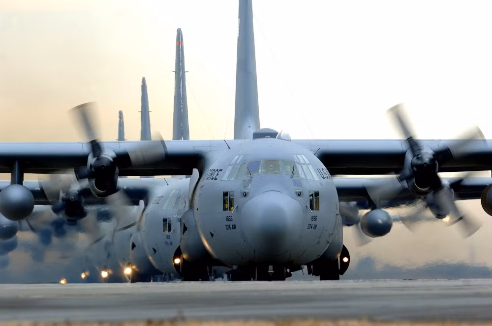 Ngoài ra, 25.00 chiếc vận tải cơ C-130 cũng có khả năng vận chuyển tới 47 triệu kilogram hàng hóa. Nguồn ảnh: C130.