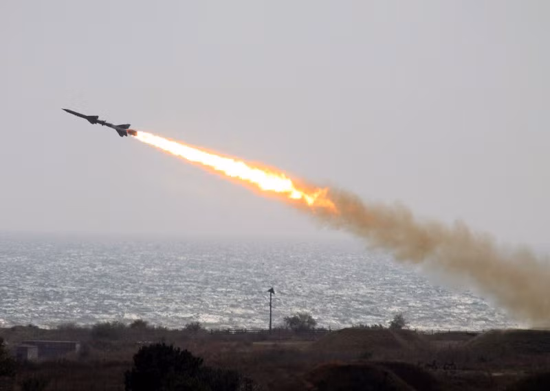 Tên lửa S-75 Dvina có tầm bắn hiệu quả khoảng 45 km, trần bay cao tối đa 25.000 mét và có thể đạt tốc độ tối đa lên tới Mach 3,5. Nguồn ảnh: CNR.