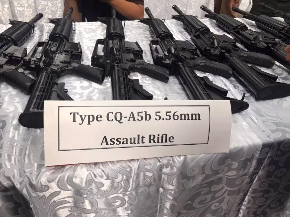 Tầm bắn hiệu quả của CQ lên tới 460 mét, kèm theo đó là kiểu dáng nhỏ gọn, dài chỉ 987 mm, khẩu súng này thực sự thích hợp trong những cuộc tác chiến trong môi trường đô thị chật chội. Nguồn ảnh: Sina.