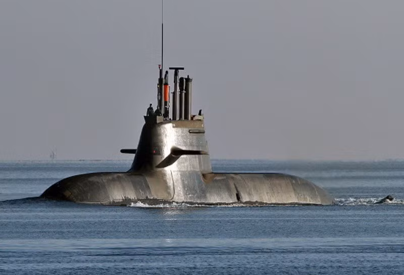 Mẫu tàu ngầm tấn công duy nhất này của Hải quân Đức được trang bị 6 ống phóng ngư lôi cỡ 533 mm và khả năng mang được tối đa 13 ngư lôi cùng 24 thủy lôi. Nguồn ảnh: Twitter.