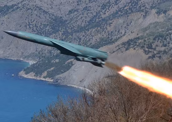 Trong thời gian Crimea nằm dưới quyền quản lý của Ukraine, toàn bộ các tổ hợp tên lửa Utjos tại Sevastopol gần như bị bỏ hoang và hỏng hóc gần như toàn bộ do chính quyền mới ở Ukraine không quan tâm tới việc duy trì hệ thống phòng thủ bờ biển tốn kém này. Nguồn ảnh: RIA.