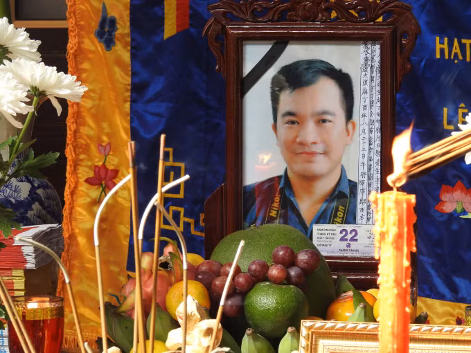 Nguoi phong vien ay xung dang la liet si-Hinh-2