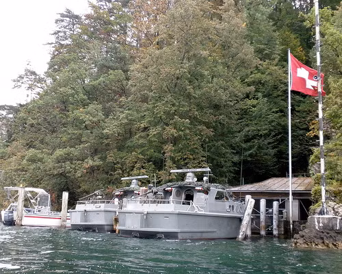 Theo con số thống kê không chính thức, lực lượng Hải quân Thụy sĩ chỉ có khoảng hơn 2000 nhân lực và khoảng vài chục tàu tuần tiễu cỡ nhỏ. Nguồn ảnh: English.