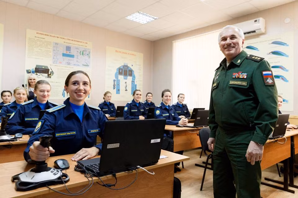 Học viện Không quân Nga là một trong những học viện quân sự hiện đại và danh giá nhất trong khối các trường quân đội của Nga. Nguồn ảnh: RIA.