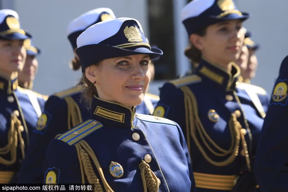 Khóa học đầu tiên bao gồm khoảng 30 học viên. Tuy nhiên, theo như thông lệ ở những khóa học phi công nam giới, khoảng 30% số học viên sẽ bị trượt trong quá trình học và không được bay mà phải thực hiện nhiệm vụ trong các bộ phận khác. Nguồn ảnh: RIA.