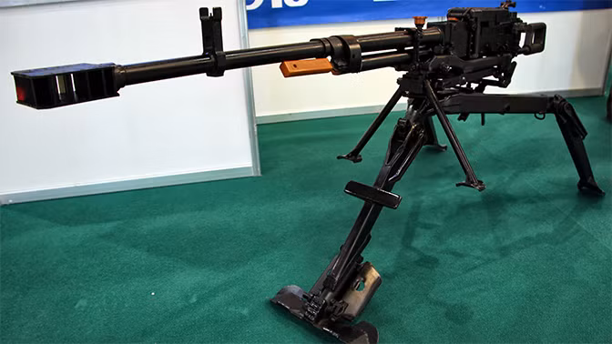 Đại liên Kord cỡ nòng 12,7 mm thực sự là một con quái vật được Nga thiết kế và sản xuất từ năm 1998 tới nay. Được sản xuất bởi Degtyarev Plant, Kord có trọng lượng từ 25,5 tới 60 kg tùy từng phiên bản. Nguồn ảnh: Defence.