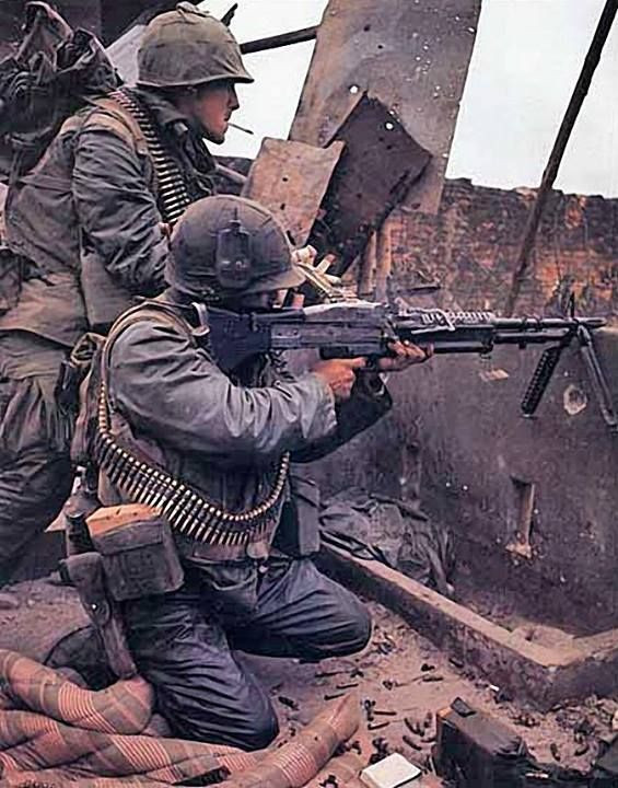 Sau chiến tranh Việt Nam, nhiều lực lượng quân sự và bán quân sự khác trên thế giới cũng học theo lối đánh du kích của ta, khiến Mỹ vất vả chống đỡ suốt nhiều thập niên qua nhưng không thể tìm được cách hóa giải. Nguồn ảnh: Pinterest.