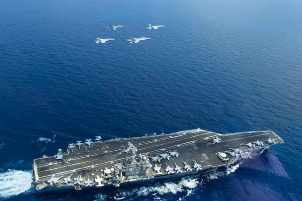 Malaysia dieu Su-30 tap tran voi My tren Bien Dong