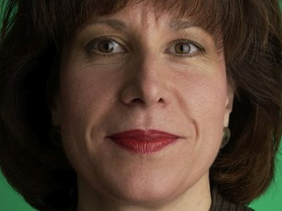 15. Joan Braddi cung cấp các sản phẩm cho Google. Làm việc cho Google: 1999 cho đến nay Vị trí hiện tại tại Google: Phó chủ tịch phụ trách các quan hệ đối tác của Google. 