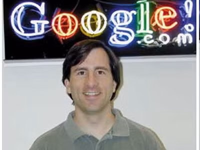18. Jim Reese là một kỹ sư tại Google. Làm việc cho Google: 1999-2005 Vị trí gần đây nhất tại Google: Kỹ sư vận hành. Công việc hiện tại: Thành viên Hội đồng quản trị đối với Chương trình Spark và một thành viên ban cố vấn của trường Harvard Medical. 