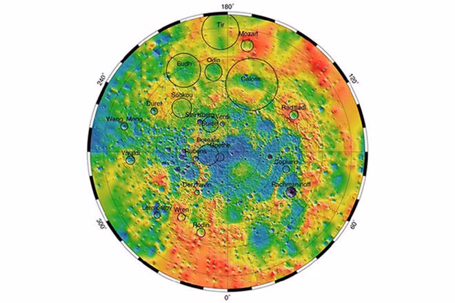 Và đây là bản đồ nhấn mạnh mô tả những miệng núi lửa quy tụ trên bề mặt sao Thủy.