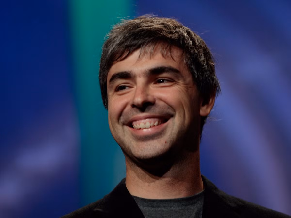 1. Larry Page là người đồng sáng lập của Google và Giám đốc điều hành của Alphabet. Làm việc cho Google: 1998 đến nay. Vị trí hiện tại tại Google: Người đồng sáng lập của Google và Giám đốc điều hành của công ty mẹ của Google, Alphabet. 