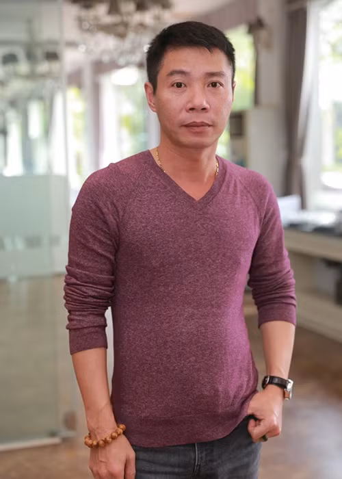 Công Lý cũng từng giành giải Diễn viên kịch nói xuất sắc với vai diễn Gio trong vở kịch “Vùng lạnh” do Hội Nghệ sĩ Sân khấu Việt Nam trao tặng. Ảnh: Zing