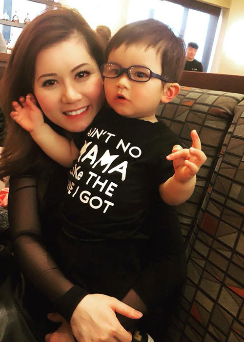 Con trai của Đan Trường ngày càng kháu khỉnh.