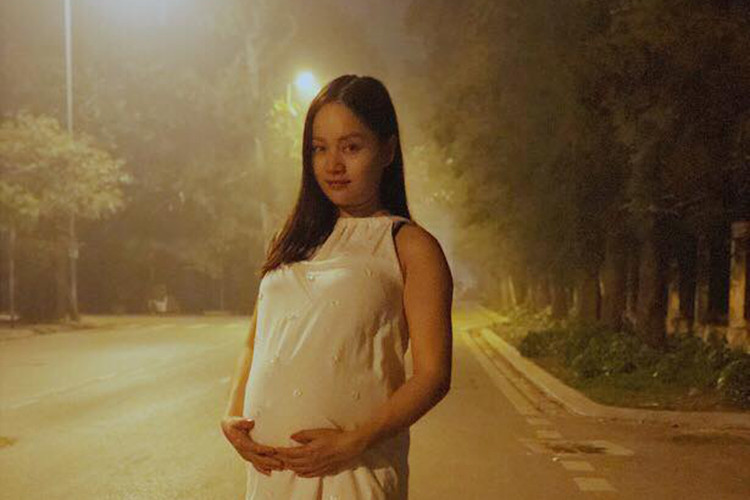 Lan Phương ở lại Hà Nội để sinh con đầu lòng.