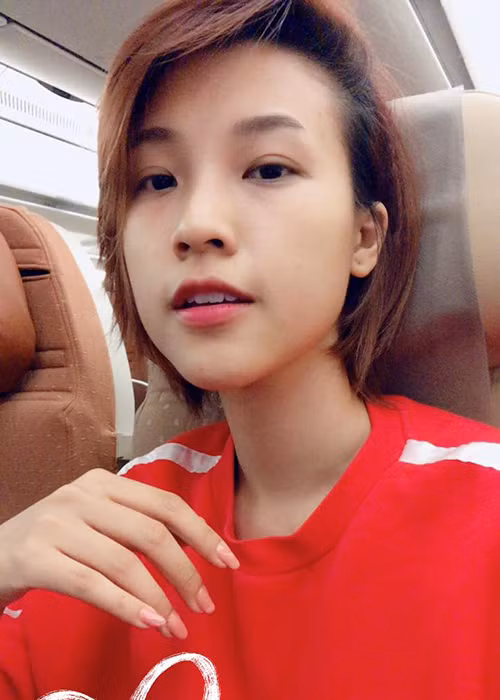 Nữ diễn viên phim "Tháng năm rực rỡ" từng là Á hậu Phụ nữ Việt Nam qua ảnh 2012.