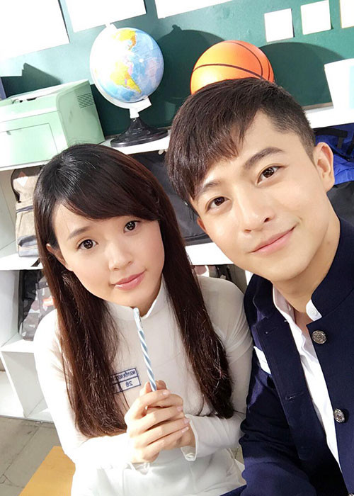 Sau đổ vỡ tình cảm, Midu tập trung hết sức mình cho công việc. Cô kinh doanh, đóng phim.