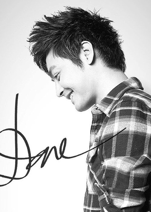 MC Phan Anh tâm sự: “Cuộc đời đó, có đôi khi đang cười mà đau”.