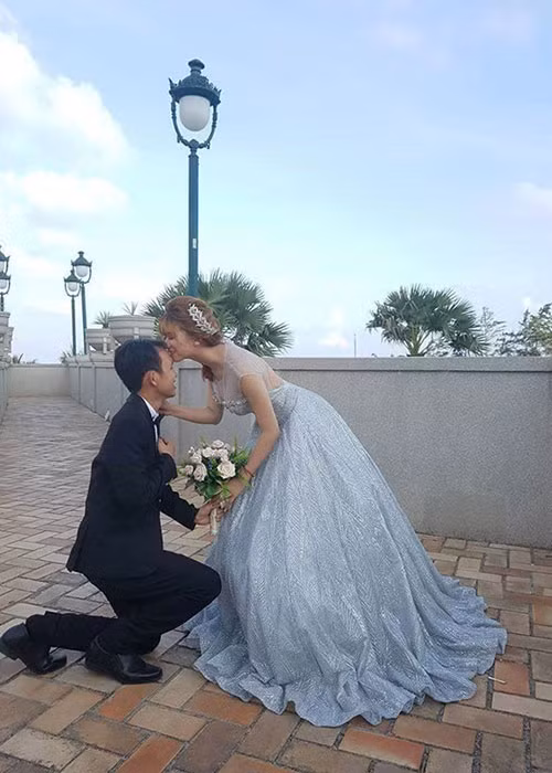 Vợ chồng Quý Thư - Thanh Bush sẽ không đặt tên con "kêu" như cha mẹ để không bị chú ý. Ảnh: NVCC.