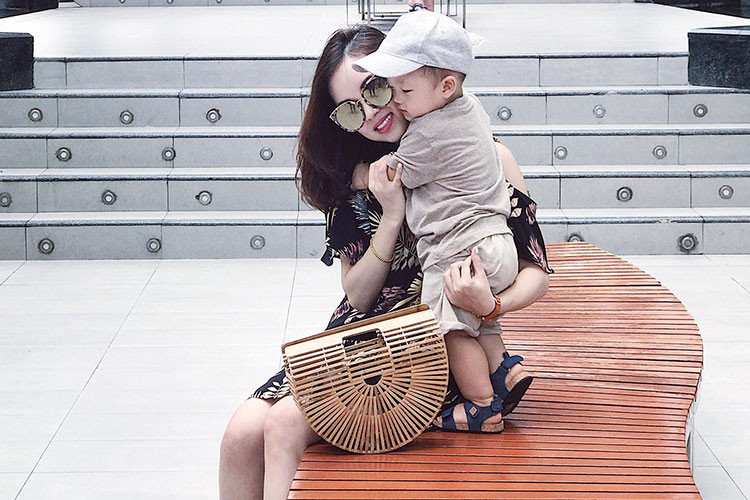 Nữ diễn viên phim "Nhật ký Vàng Anh" thường xuyên đưa con trai đi du lịch trong và ngoài nước.