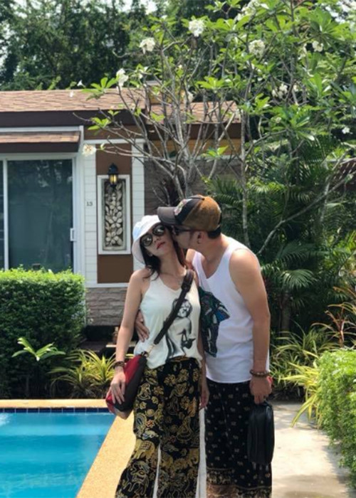 Vợ chồng sao Việt Thu Trang - Tiến Luật tình tứ trong chuyến đi Thái Lan.