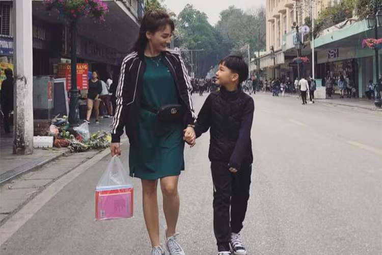 Con trai của Bảo Thanh lớn phổng phao.