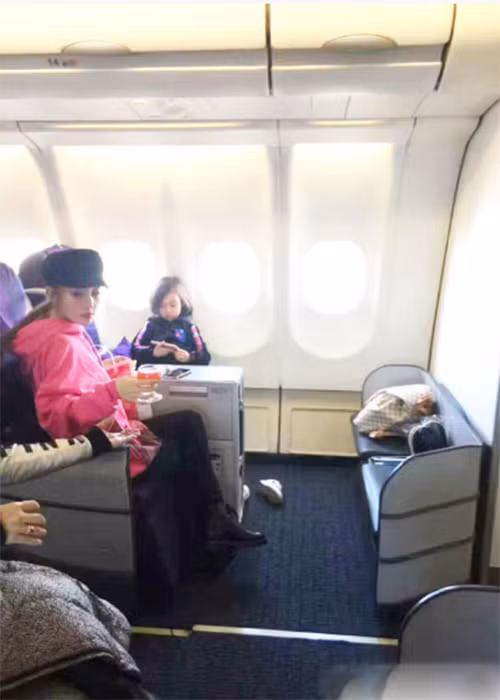 Lý Tiểu Lộ và Giả Nãi Lượng đã không xuất hiện bên nhau trong hơn 3 tháng nay. Ảnh: Sina