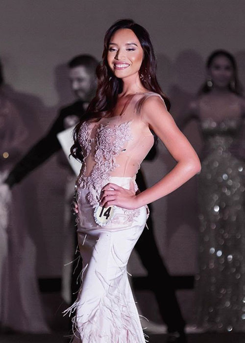 Cách đây không lâu, Kataluna kêu gọi quyên góp để có tiền trang trải chi phí thi hoa hậu được tổ chức tại Thái Lan.