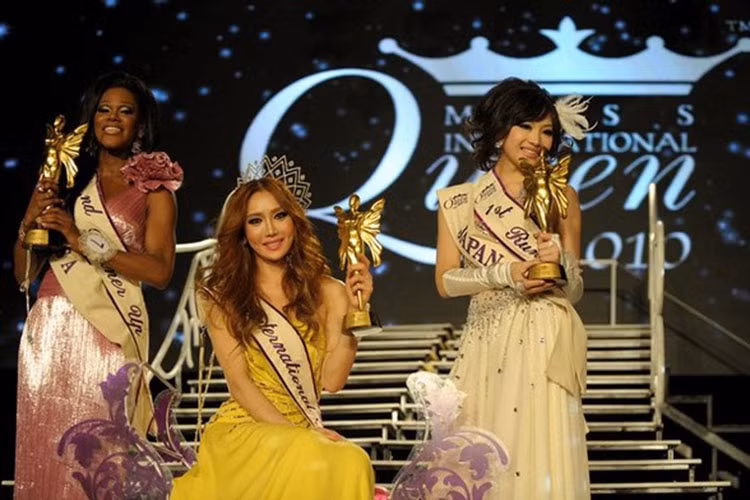 Mini Han là đại diện duy nhất của Hàn Quốc đến lúc này đăng quang tại cuộc thi sắc đẹp chuyển giới. Tuy nhiên, cô bị đánh giá là một trong những người chiến thắng kém nổi bật nhất.